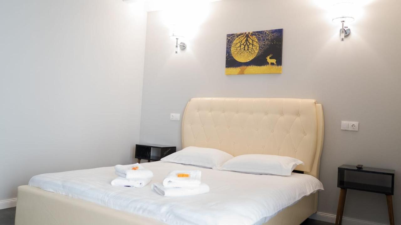 Villa Wild Rooms Jiet Εξωτερικό φωτογραφία