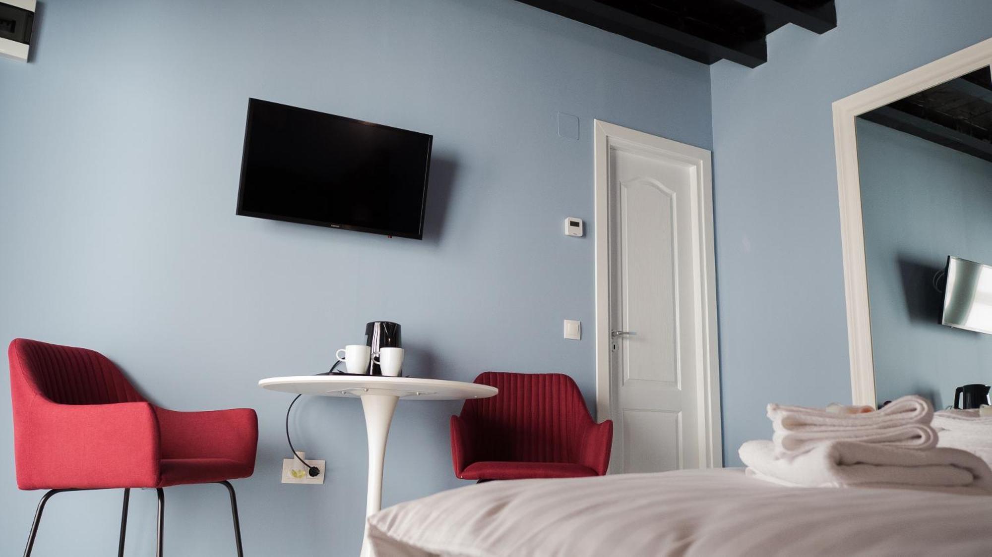 Villa Wild Rooms Jiet Δωμάτιο φωτογραφία